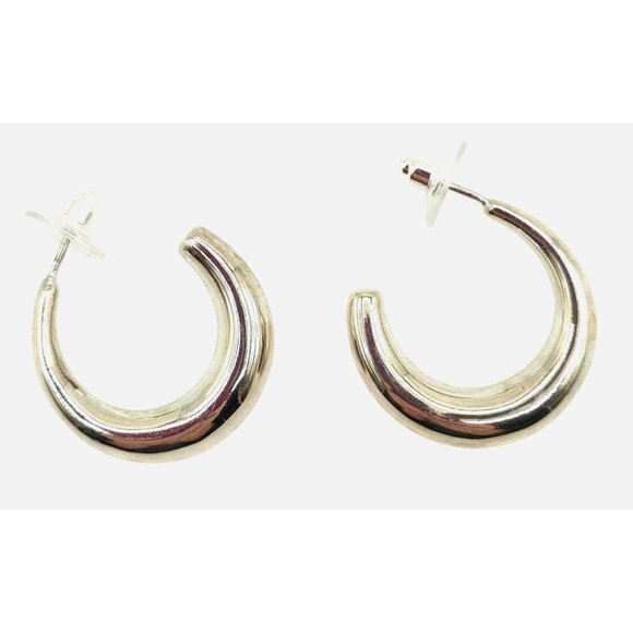 Vintage-Inspired Polished Silver-Tone Hoop Earrings With Push Back Closure Light - Picture 1 of 4